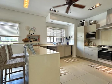 4 Bedroom Villa
