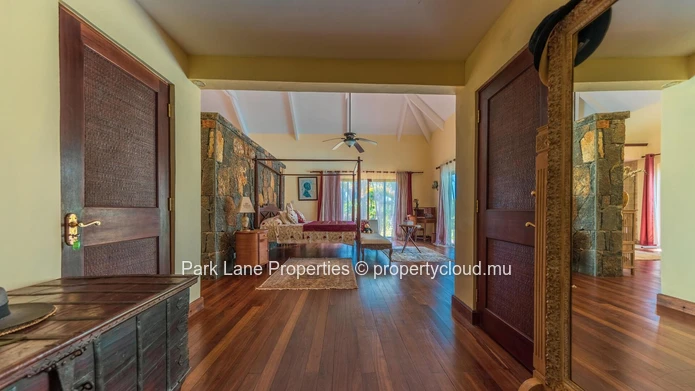 Exquisite Colonial Estate in the Heart of Chamarel’s Lush Mountains