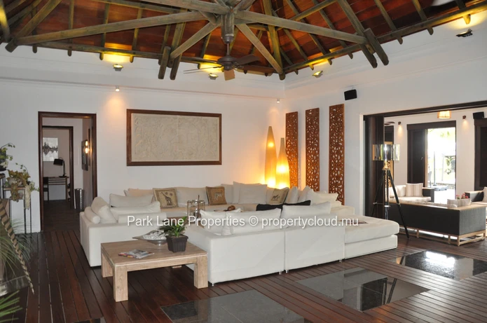Découvrez un luxe inégalé au cœur du paradis au Tamarina Golf Resort, à l'île Maurice