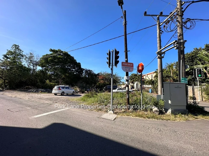 Plot of land strategically situated in Cap Malheureux!
