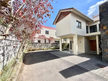 3 Bedroom Townhouse, Duplex