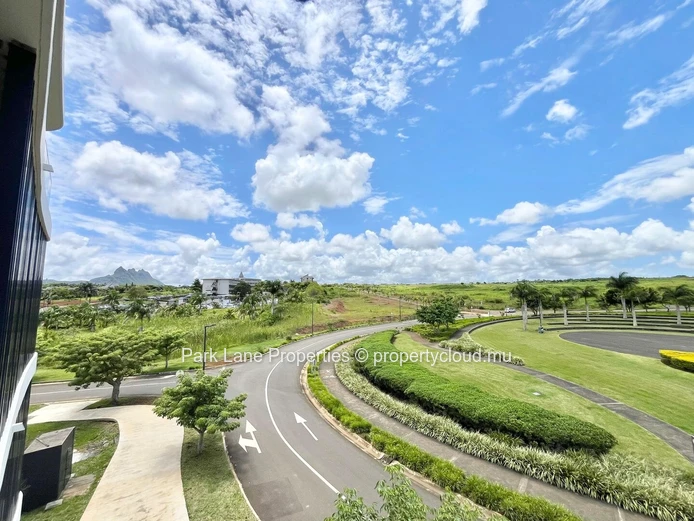 Modern One-Bedroom Apartment for Rent at Telfair Views, Moka