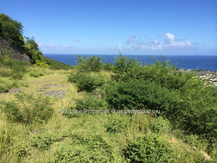 95 perches residential land with stunning views