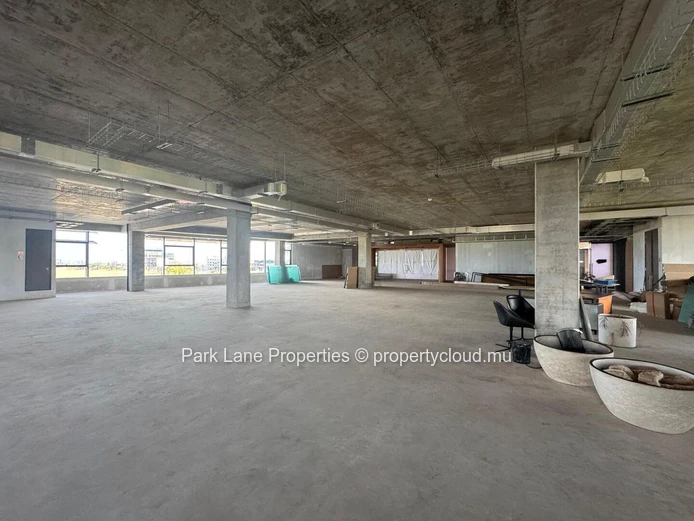 "Prime Office Space on rent in Grand Baie - 363 m² - Don't Miss Out!"