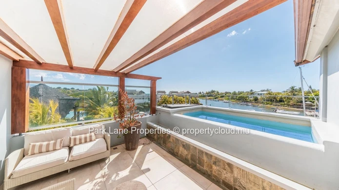 Unique RES Marina penthouse