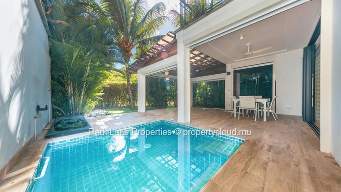 Live the Marina Lifestyle – 3-Bedroom Townhouse with Plunge Pool & Private Mooring