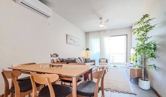 Elegant apartment in a newly built residence with pool & mountain views in Flic en Flac