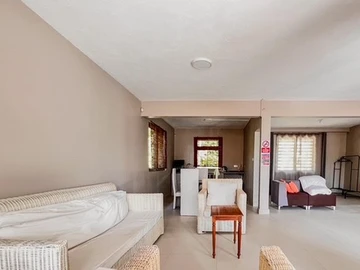 11 Bedroom House