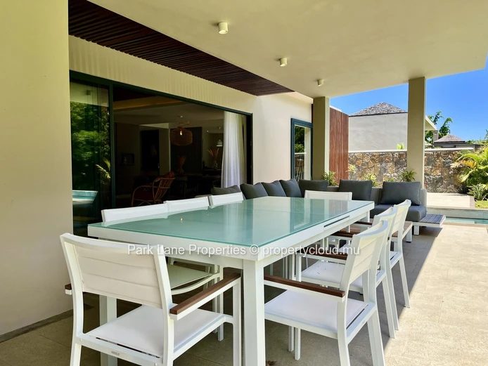 Luxury contemporary golf villa for sale fully furnished in the heart of heritage Villas Valriche