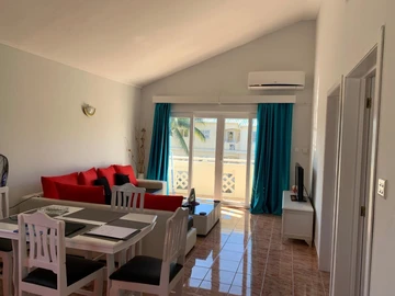 12 Bedroom Apartment