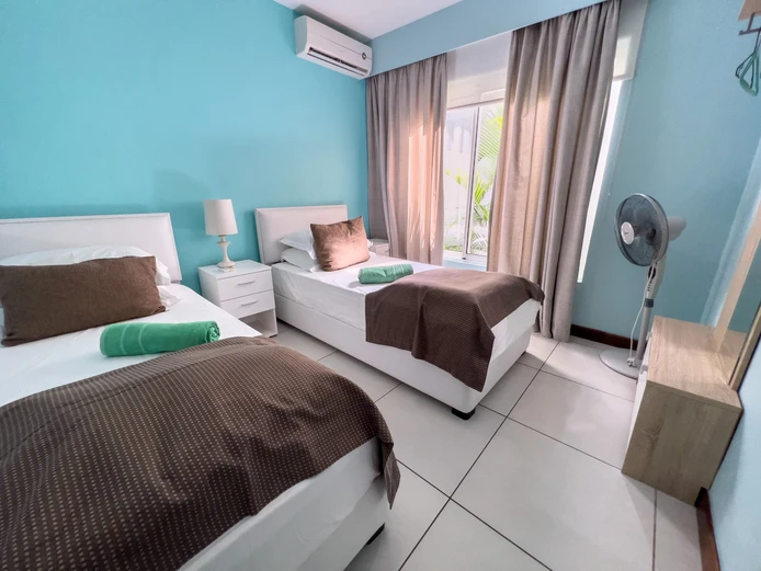 Appartement 3 chambres avec vue panoramique sur piscine et mer