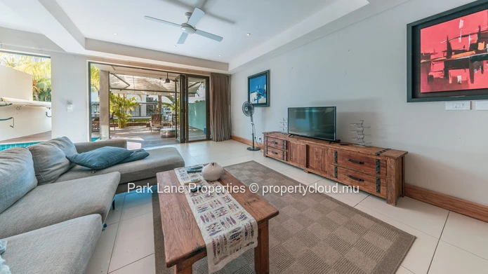 Elegant Marina Duplex with Private Pool & Exclusive La Balise Lifestyle