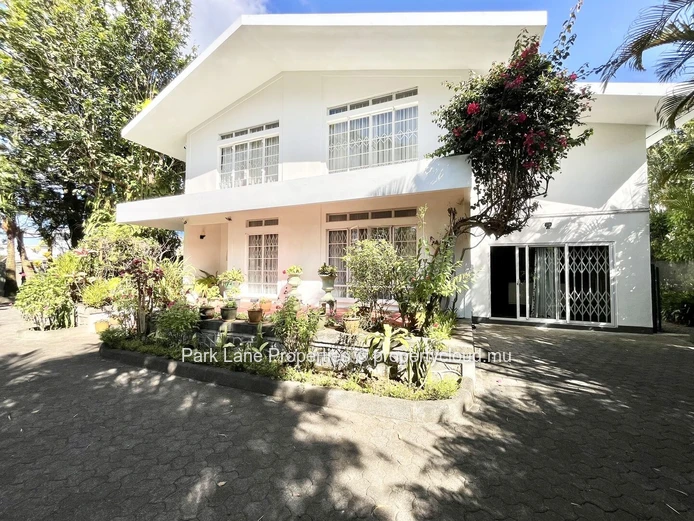 Charming 3-Bedroom House for Sale in Floreal