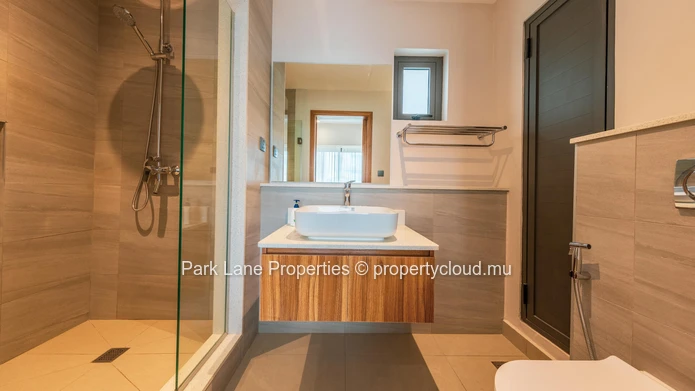 Luxury penthouse in Trianon | Panoramic sea & mountain views