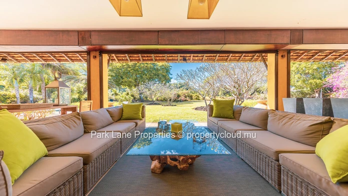 Prestigious 4-Bedroom Villa with Pool, Kiosk & Garden in Tamarina Golf Estate
