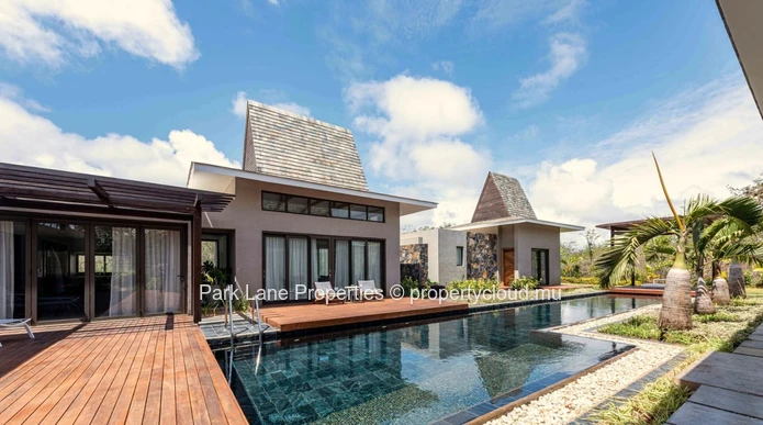 Luxury Villas for sale at Balaclava