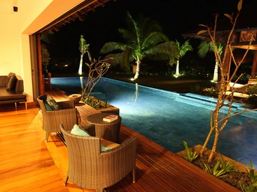 5 Bedroom Villa
