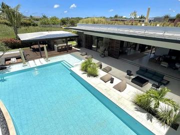 5 Bedroom Villa