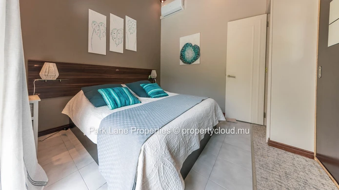 Belle Villa de 4 Chambres avec Piscine et Espaces de Réception au Cœur de Tamarin