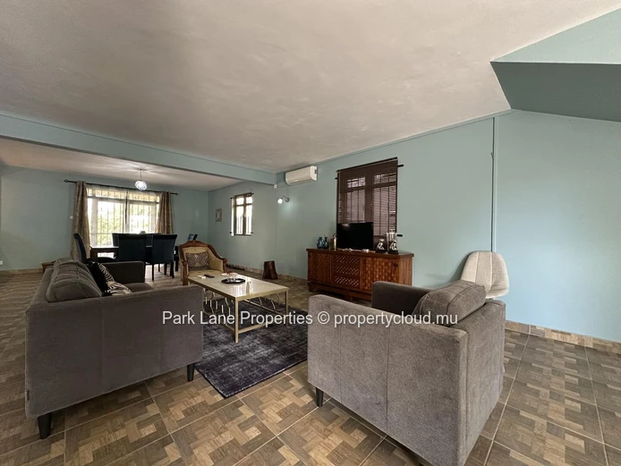 For Rent – Charming 2-Bedroom Apartment in Mont Choisy, just minutes from the Beach