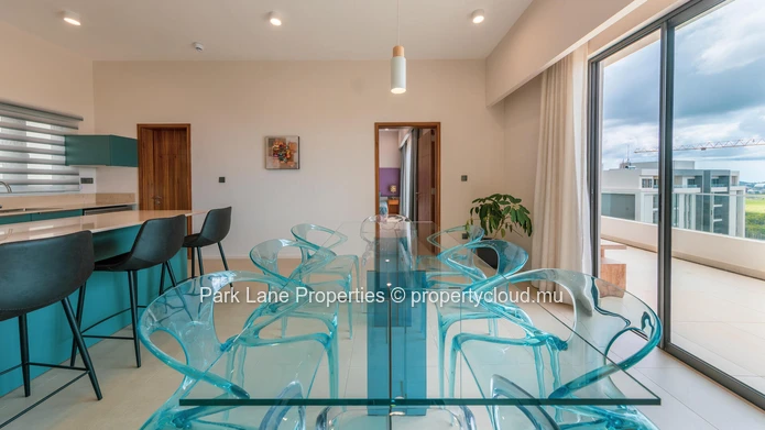 Luxury penthouse in Trianon | Panoramic sea & mountain views
