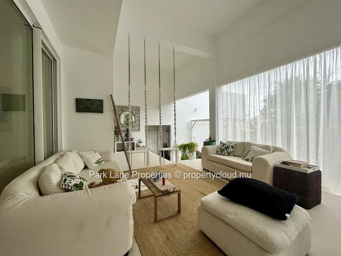 Spacious and modern apartment