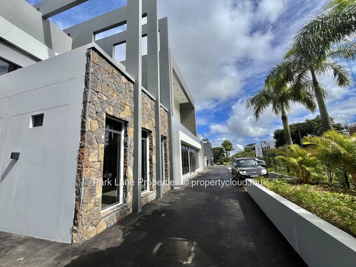Bureaux Premium & Durables à Louer - au cœur de Moka