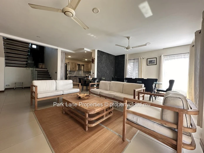 Spacious Family Home for Sale near the Golf and Mont Choisy Beach!