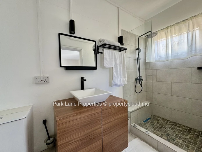 Stunning Furnished Apartment with Pool in Rivière Noire