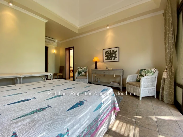 Villa somptueuse avec vue sur golf