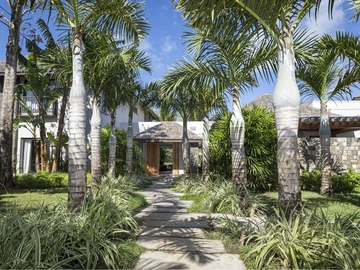 5 Bedroom Villa