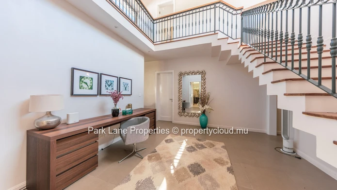 6-Bedroom Villa with Pool and Garden Views – Anahita, Beau Champ