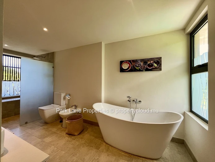 Luxury contemporary golf villa for sale fully furnished in the heart of heritage Villas Valriche