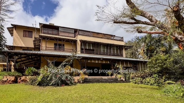 Exceptional Property in Floréal – Elegance, Space and Versatility