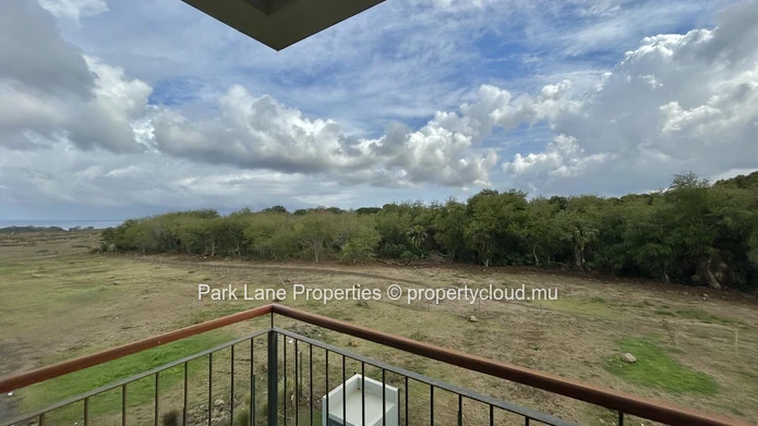 Spacious Forest-view 3-bedroom apartment near all Medine Smart city amenities.