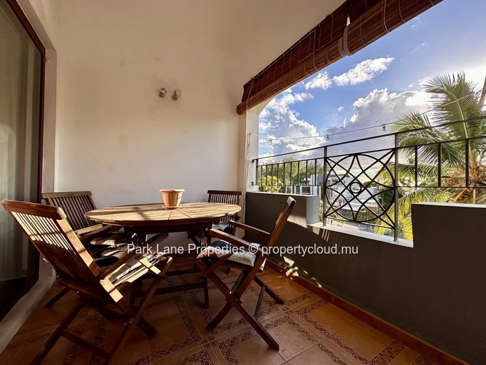 Comfortable apartment just steps away from Mont Choisy beach
