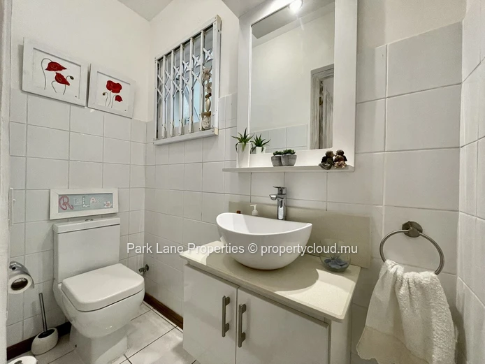 For Sale: Duplex with Private Pool in Bain Boeuf