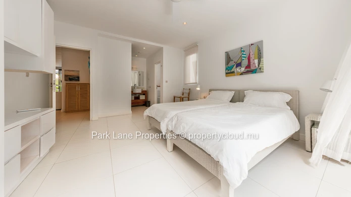 Grand River - Facing Unit!