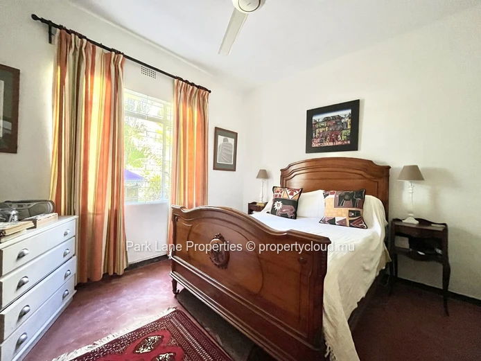 Prime location in Floreal: Versatile 3-bedroom home with great investment potential
