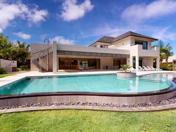 4 Bedroom Villa