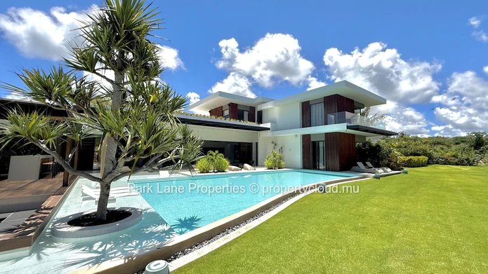 Villa de Luxe à Anahita Mauritius – Élégance Contemporaine au Cœur d’un Domaine d’Exception