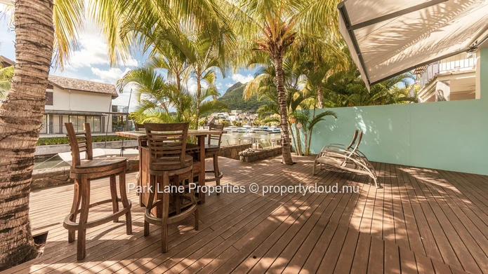 Elegant Marina Duplex with Private Pool & Exclusive La Balise Lifestyle