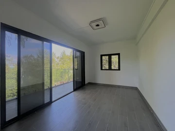 7 Bedroom House