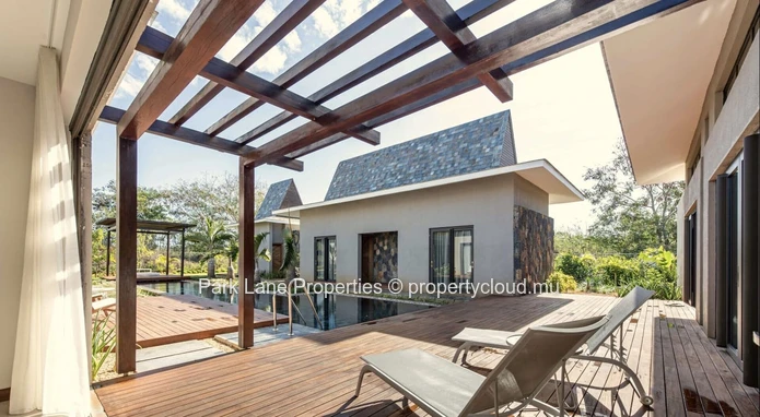 Luxury Villas for sale at Balaclava