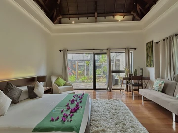 4 Bedroom Villa