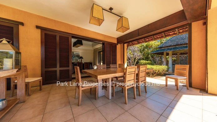 Prestigious 4-Bedroom Villa with Pool, Kiosk & Garden in Tamarina Golf Estate