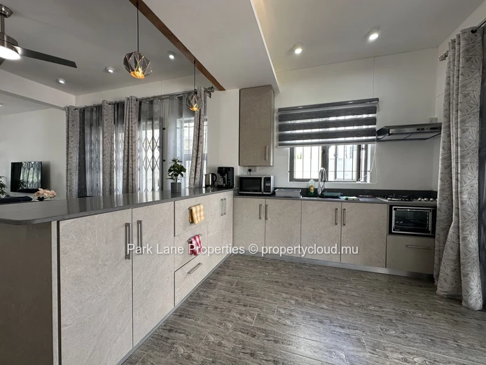 Charming 3 bedroom furnished home for Rent in Pereybere
