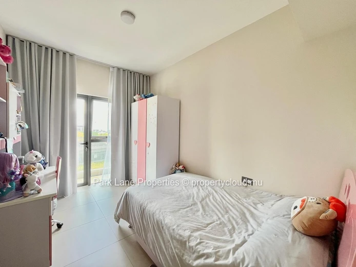 Three bedroom apartment for sale at Verdant Garden