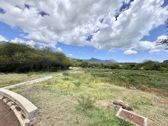 Beautiful plot in gated estate 