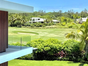 5 Bedroom Villa